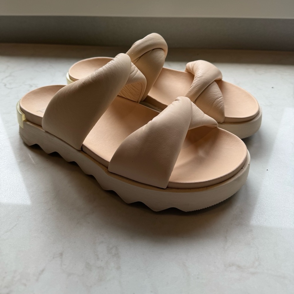 Sorel Viibe slide sandal